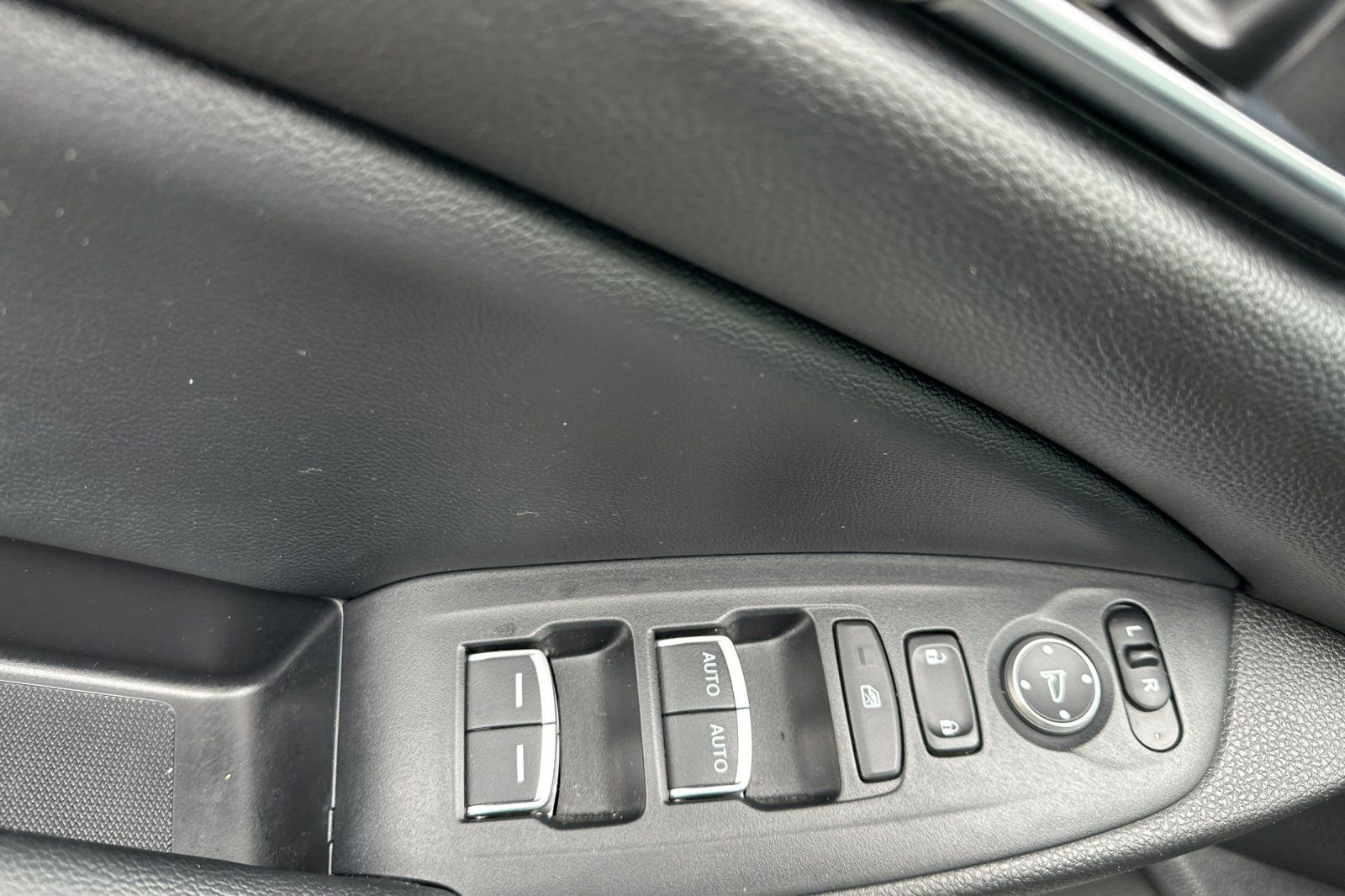 Used 2022 Honda Accord Sport Special Edition image 8