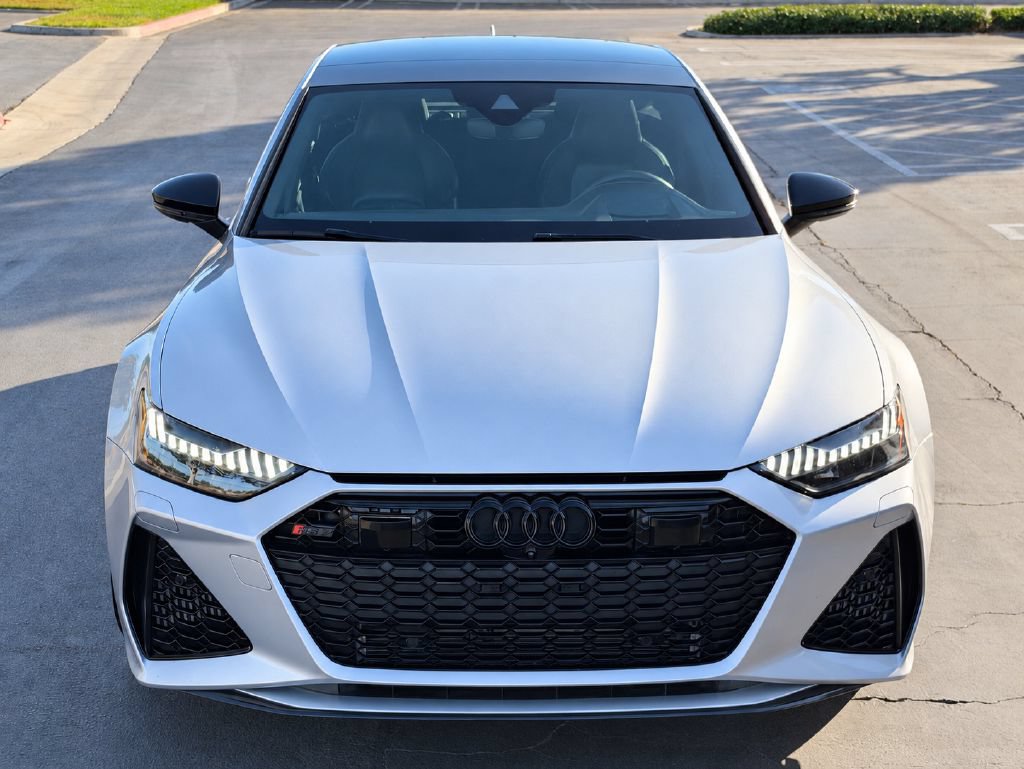 Used 2021 Audi RS 7 Sportback w/ Black Optic Package AWD/4WD image 3