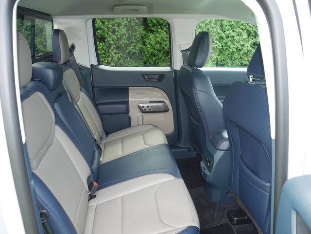 Used 2025 Ford Maverick Lariat w/ 4K Tow Package AWD/4WD image 26