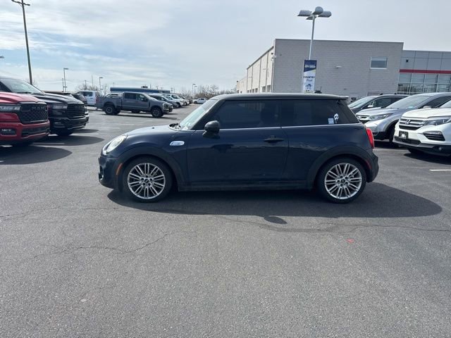 Used 2016 MINI Cooper S video 2