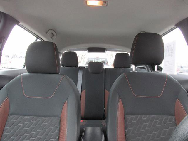 Used 2023 Nissan Kicks SR image 11