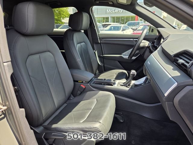 Used 2020 Audi Q3 2.0T Premium w/ Convenience Package AWD/4WD image 21