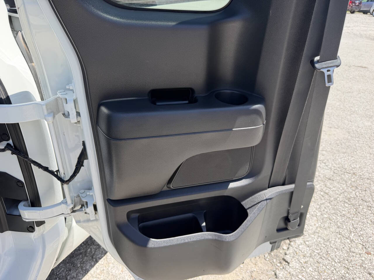 Used 2017 Nissan Titan S AWD/4WD image 15