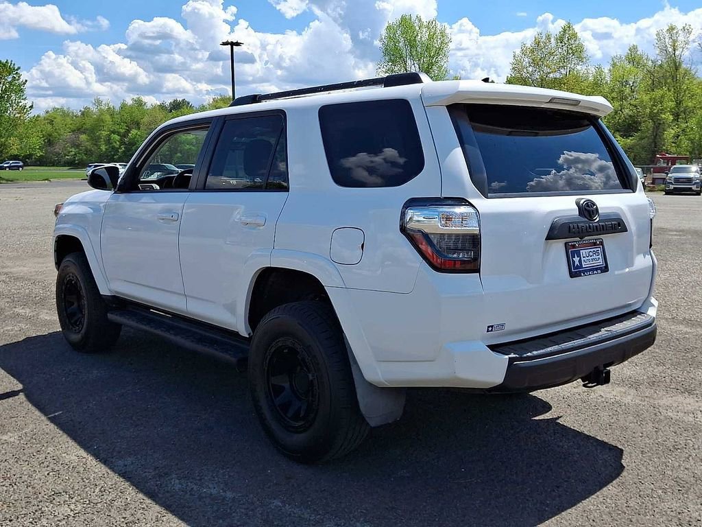 Used 2015 Toyota 4Runner Trail AWD/4WD image 8