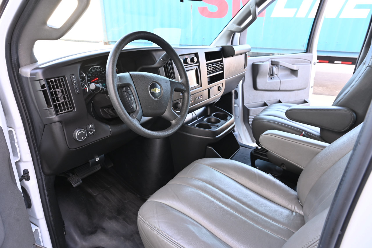 Used 2022 Chevrolet Express 2500 w/ Driver Convenience Package RWD image 10