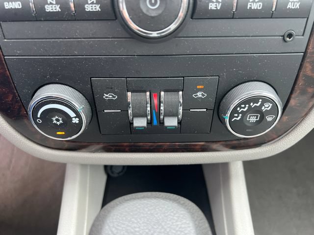 Used 2015 Chevrolet Impala LT w/ LT Sunroof Package FWD image 21