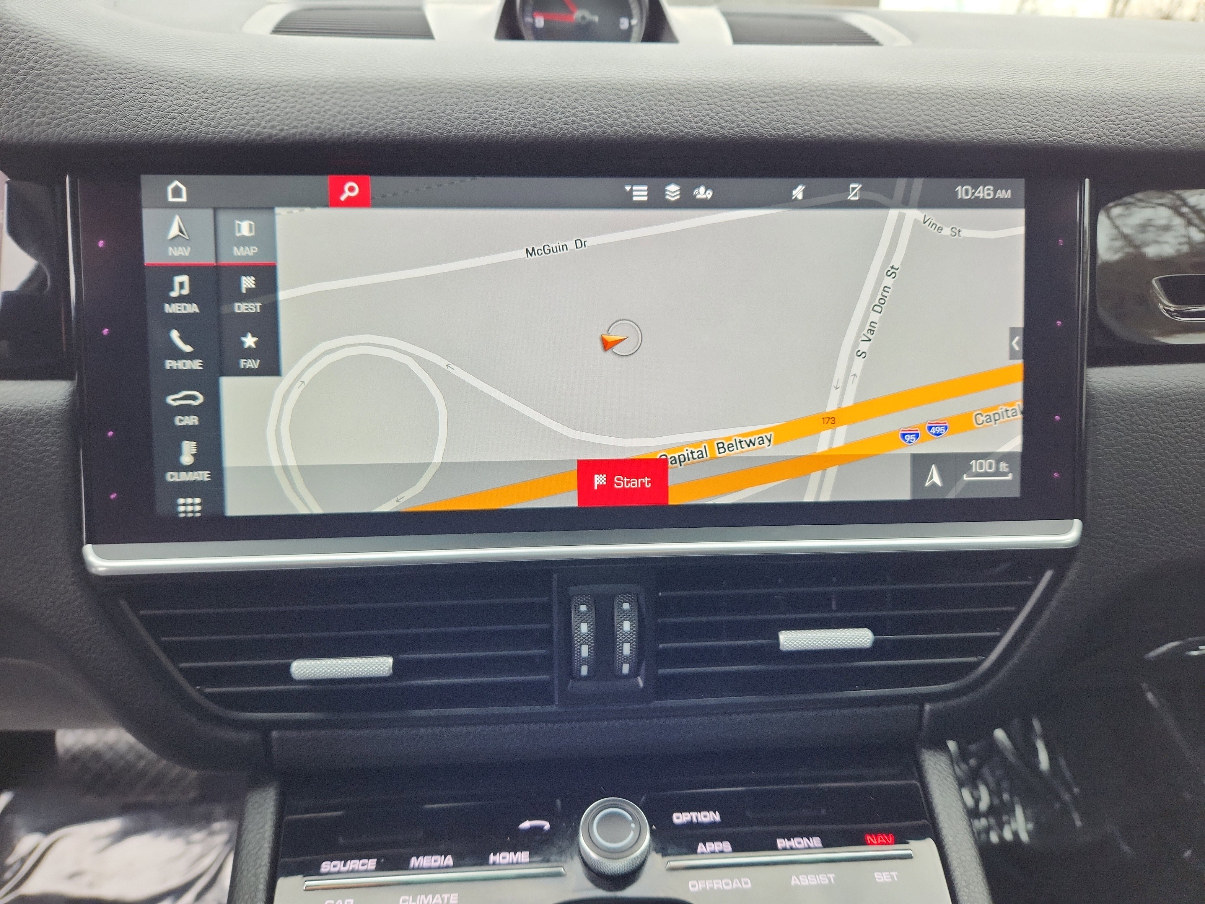 Used 2020 Porsche Cayenne image 18