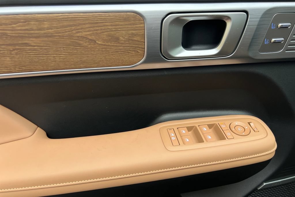 New 2026 Hyundai Santa Fe Limited AWD/4WD image 8