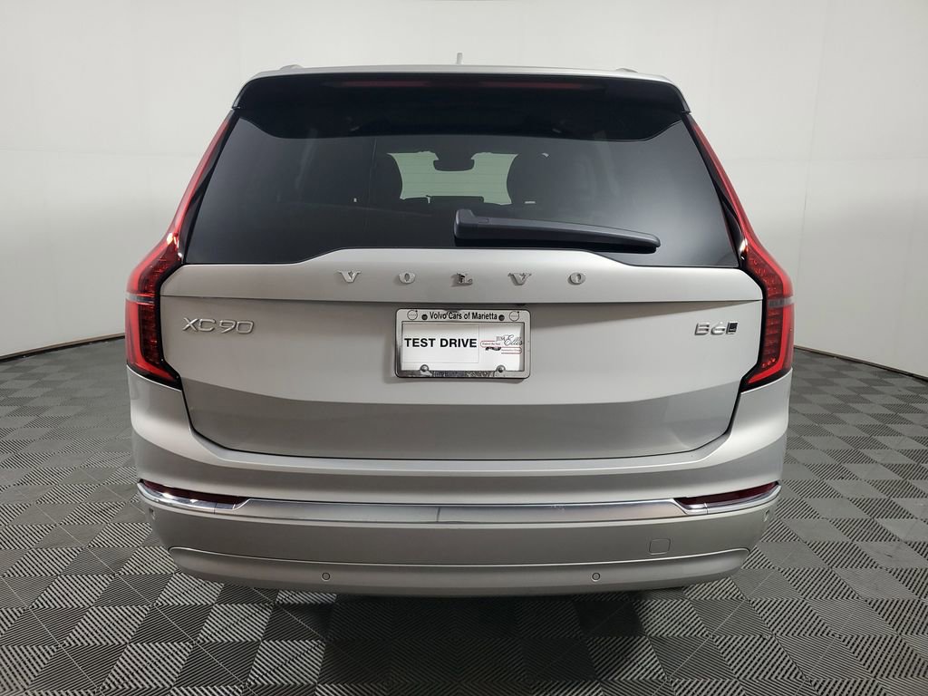Certified 2025 Volvo XC90 B6 Core w/ Climate Package image 7