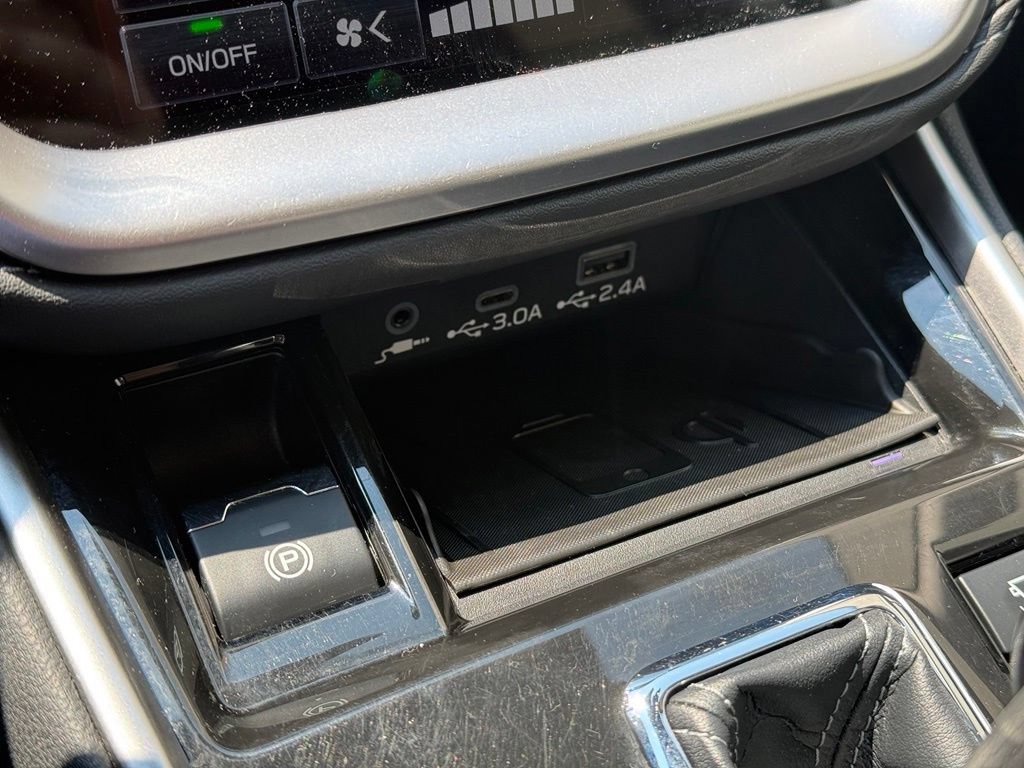 Used 2023 Subaru Outback Touring XT AWD/4WD image 19