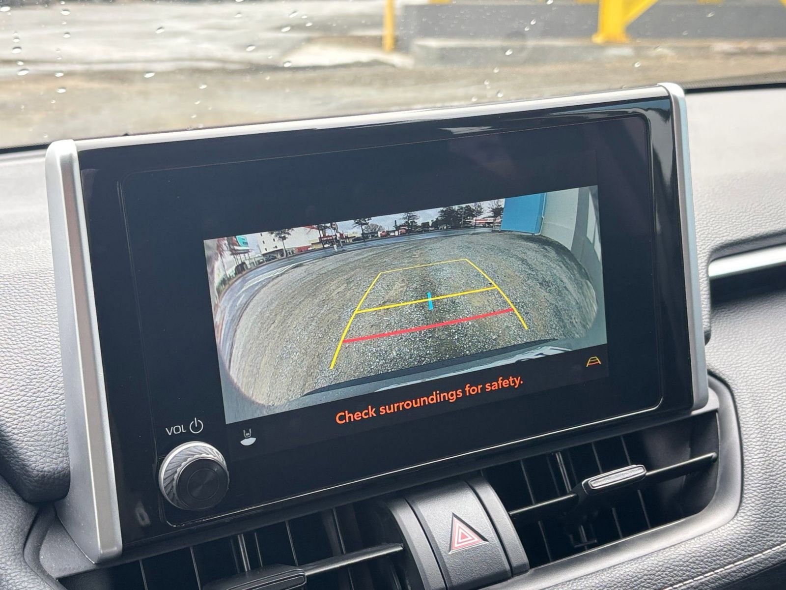 Used 2025 Toyota RAV4 XLE image 17