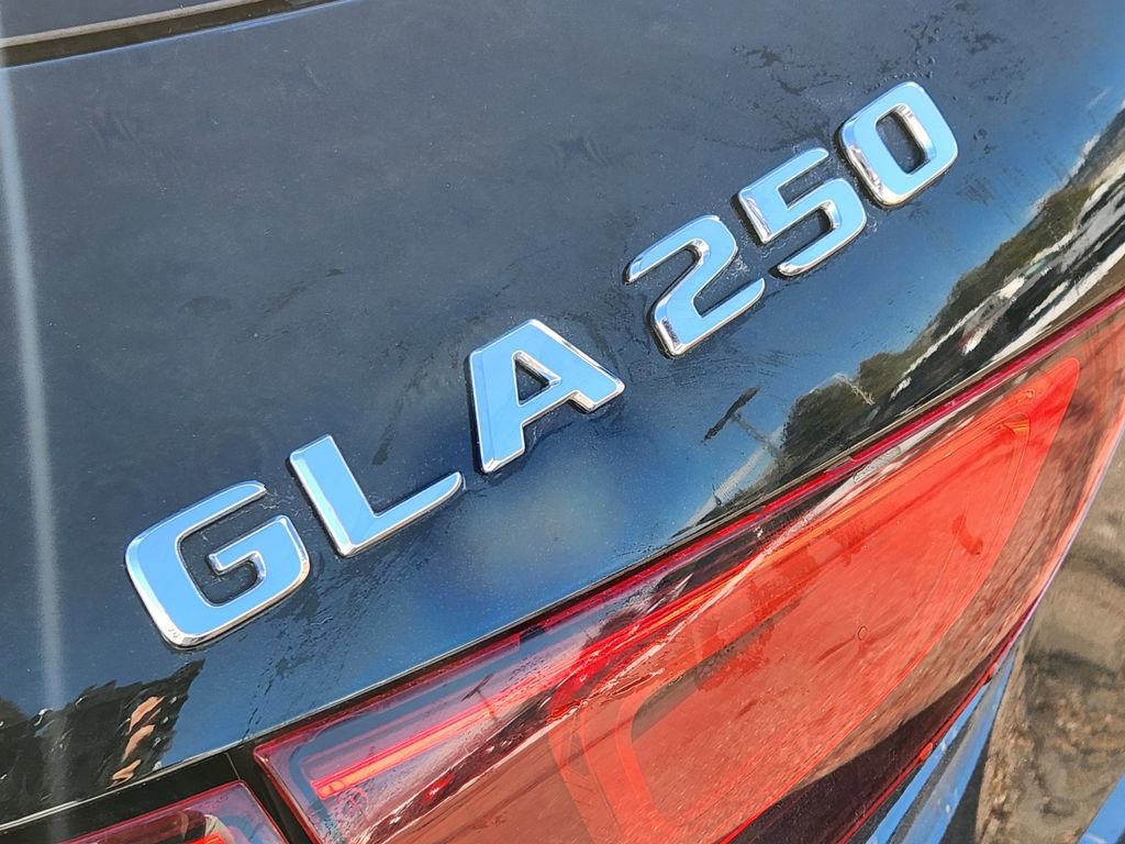 Used 2022 Mercedes-Benz GLA 250 image 11