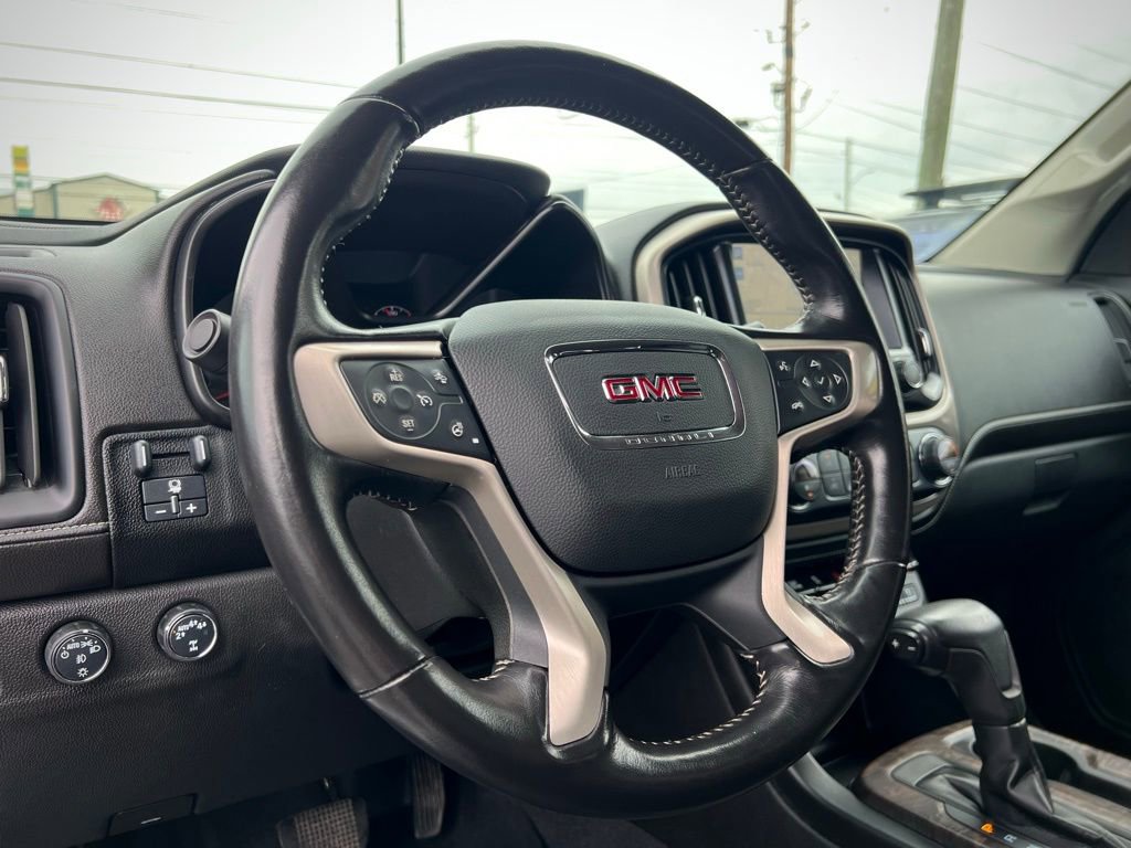 Used 2021 GMC Canyon Denali image 39