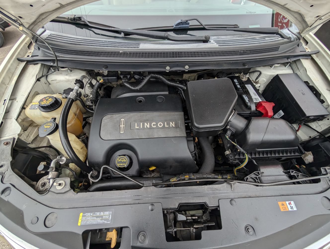 Used 2013 Lincoln MKX AWD image 10