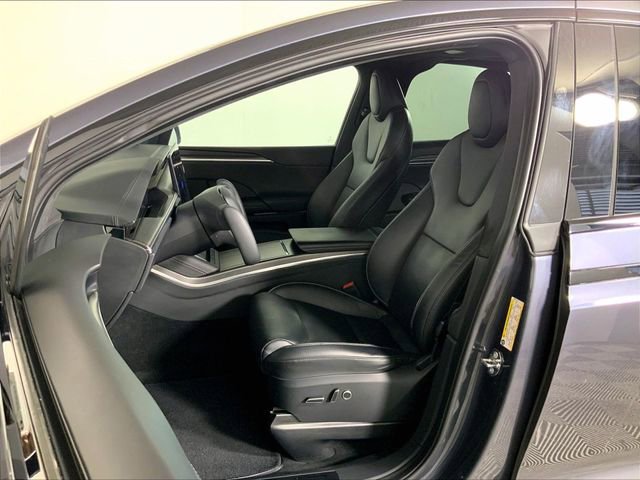 Used 2023 Tesla Model X Plaid image 5