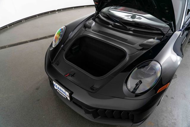 Used 2025 Porsche 911 Carrera 4 GTS image 25