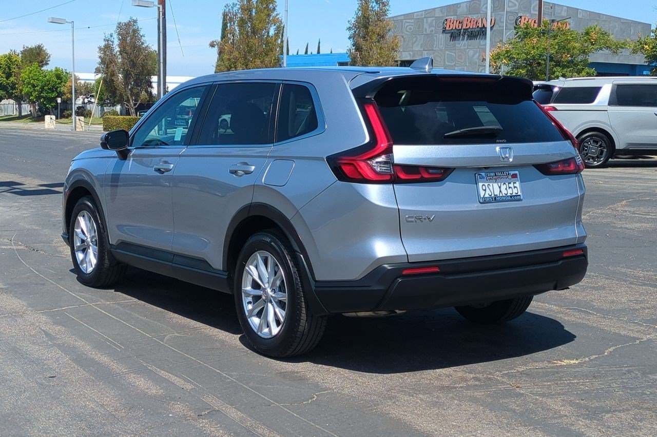 Certified 2025 Honda CR-V EX image 8