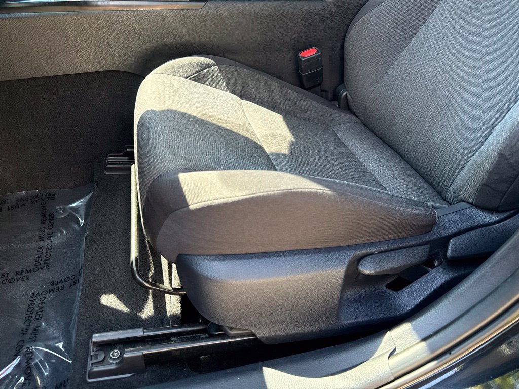 Used 2025 Toyota Camry LE FWD image 19