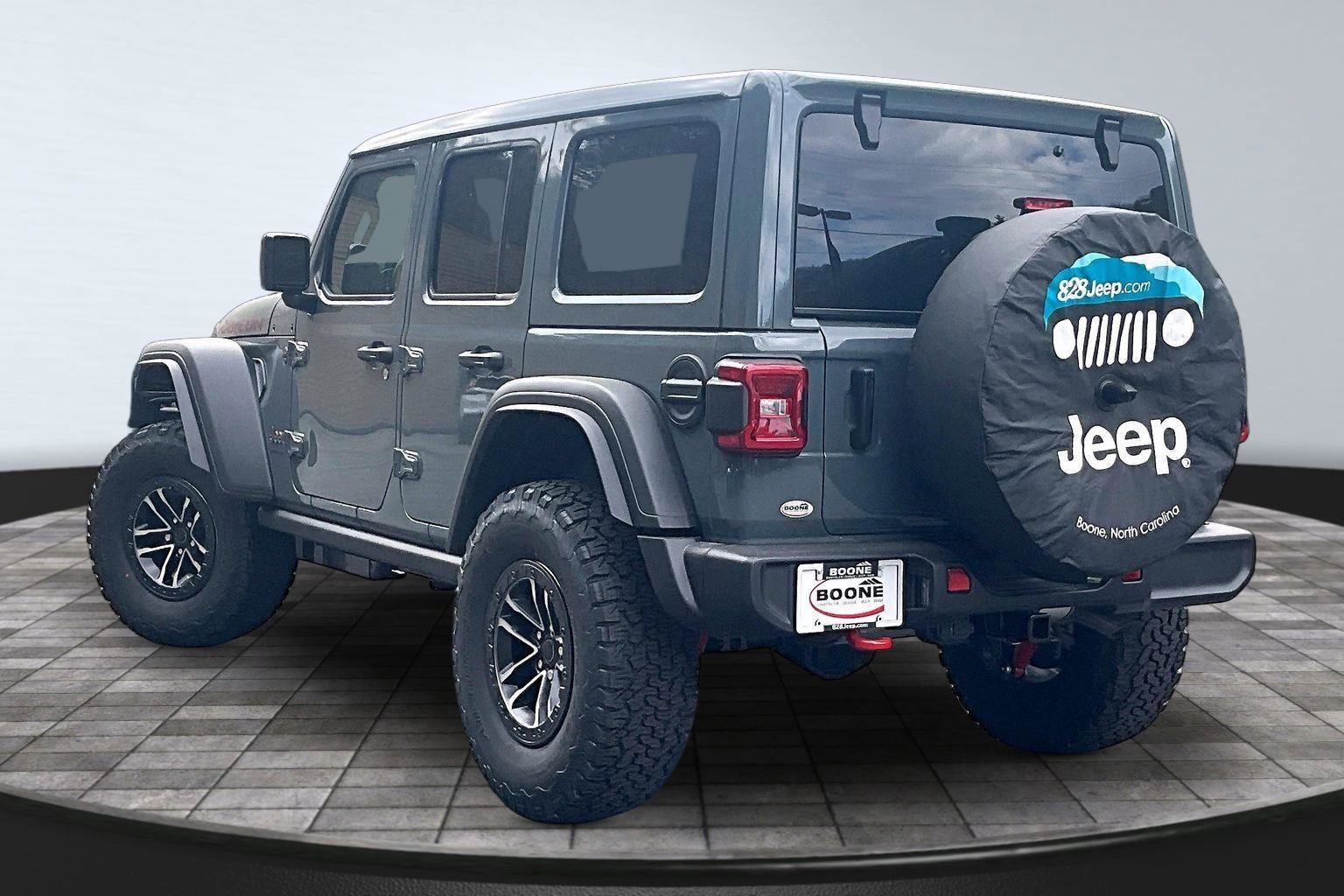 New 2026 Jeep Wrangler Unlimited Rubicon w/ Xtreme 35 Tire Package image 4