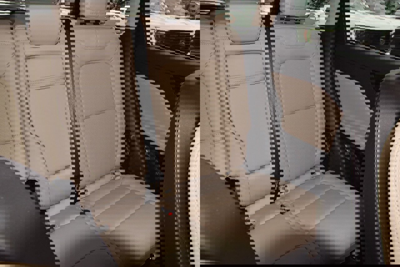 Certified 2025 Lincoln Corsair Reserve image 21