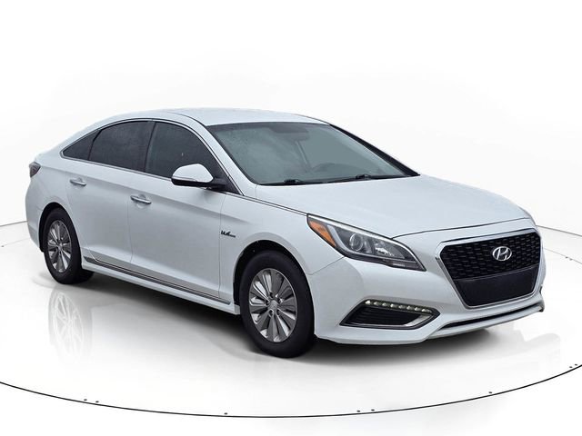 Used 2017 Hyundai Sonata SE image 2