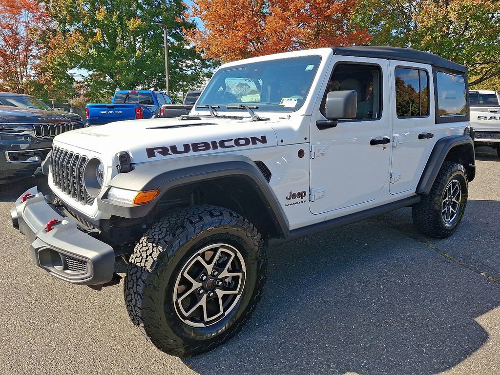 Used 2025 Jeep Wrangler Unlimited Rubicon image 4