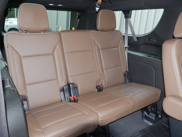 Used 2023 Chevrolet Suburban High Country image 27
