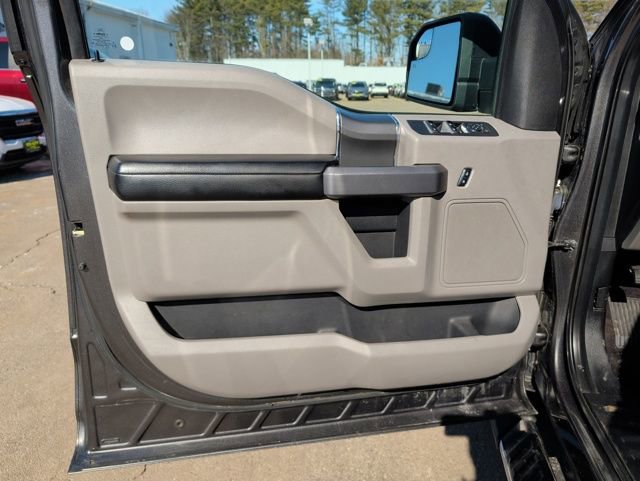 Used 2015 Ford F150 XLT w/ Equipment Group 301A Mid image 19