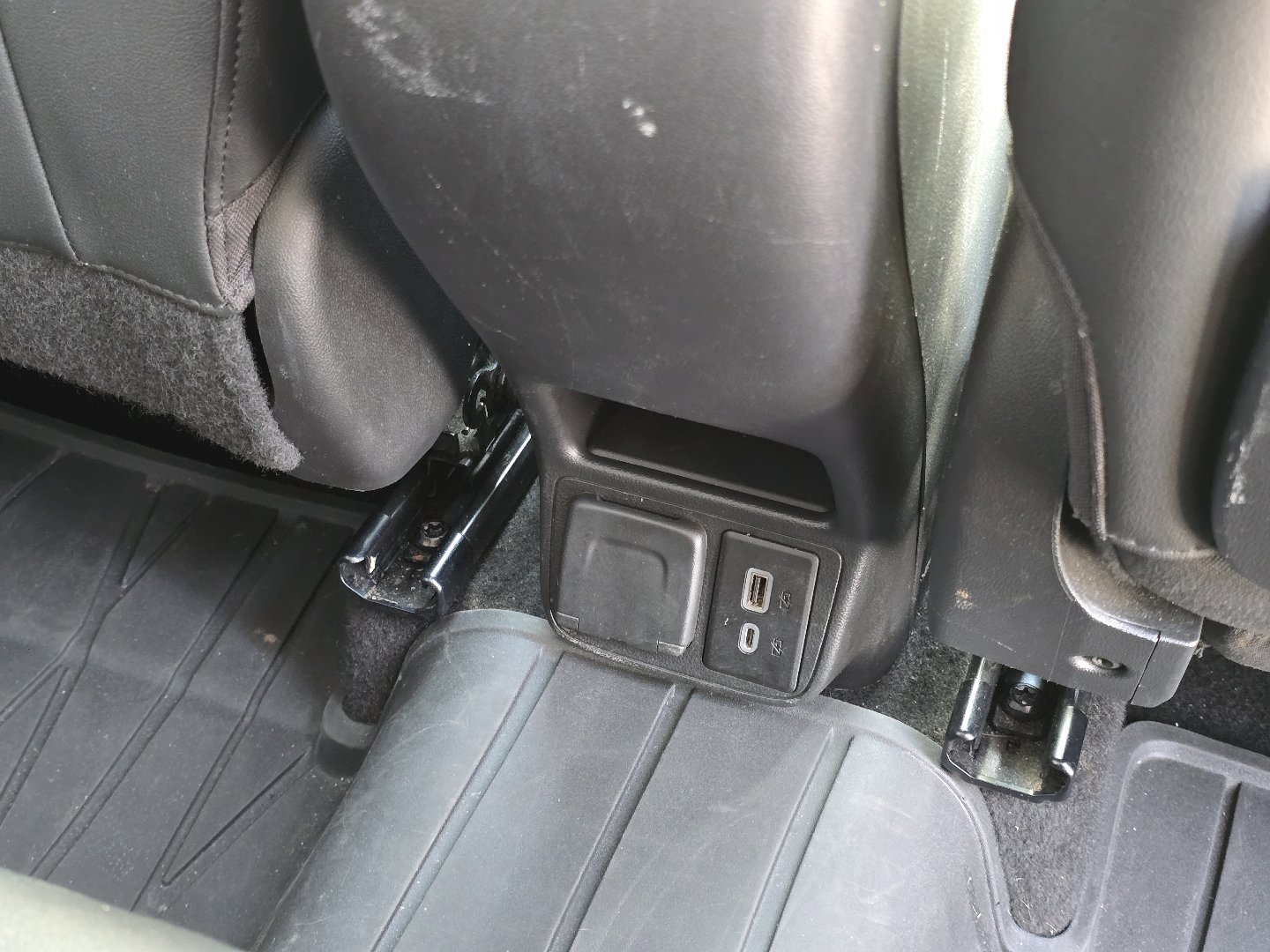 Used 2023 Buick Encore GX Essence w/ Advanced Technology Package image 32