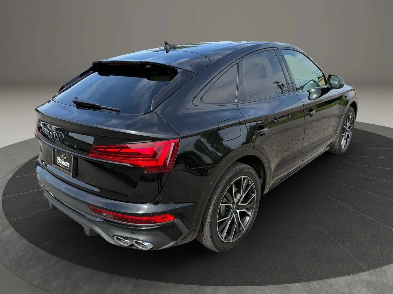 Used 2024 Audi SQ5 Premium Plus AWD/4WD image 6