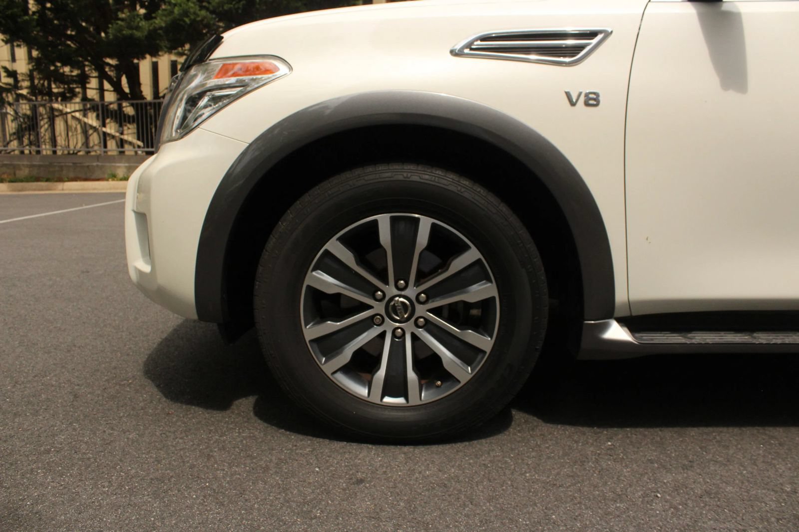 Used 2020 Nissan Armada SL w/ Premium Package RWD image 10