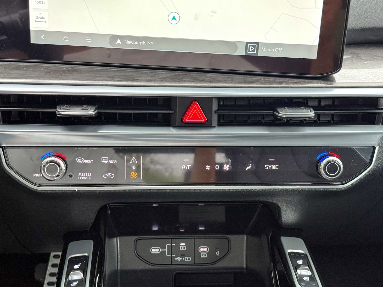 New 2026 Kia Sorento SX AWD/4WD image 25