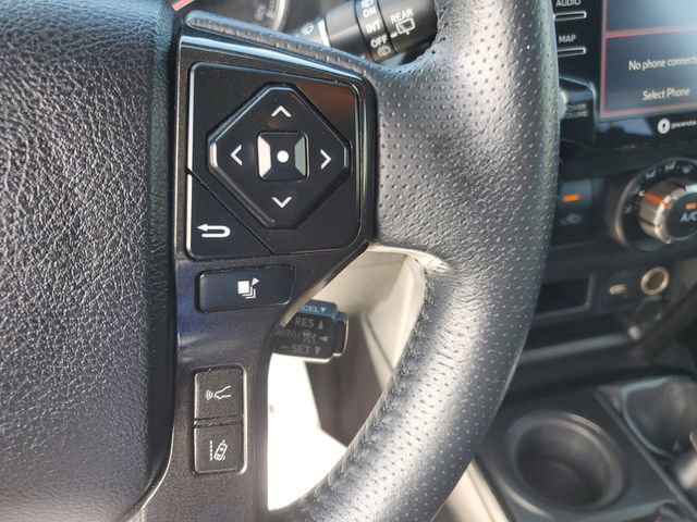 Used 2022 Toyota 4Runner TRD Off-Road AWD/4WD image 23