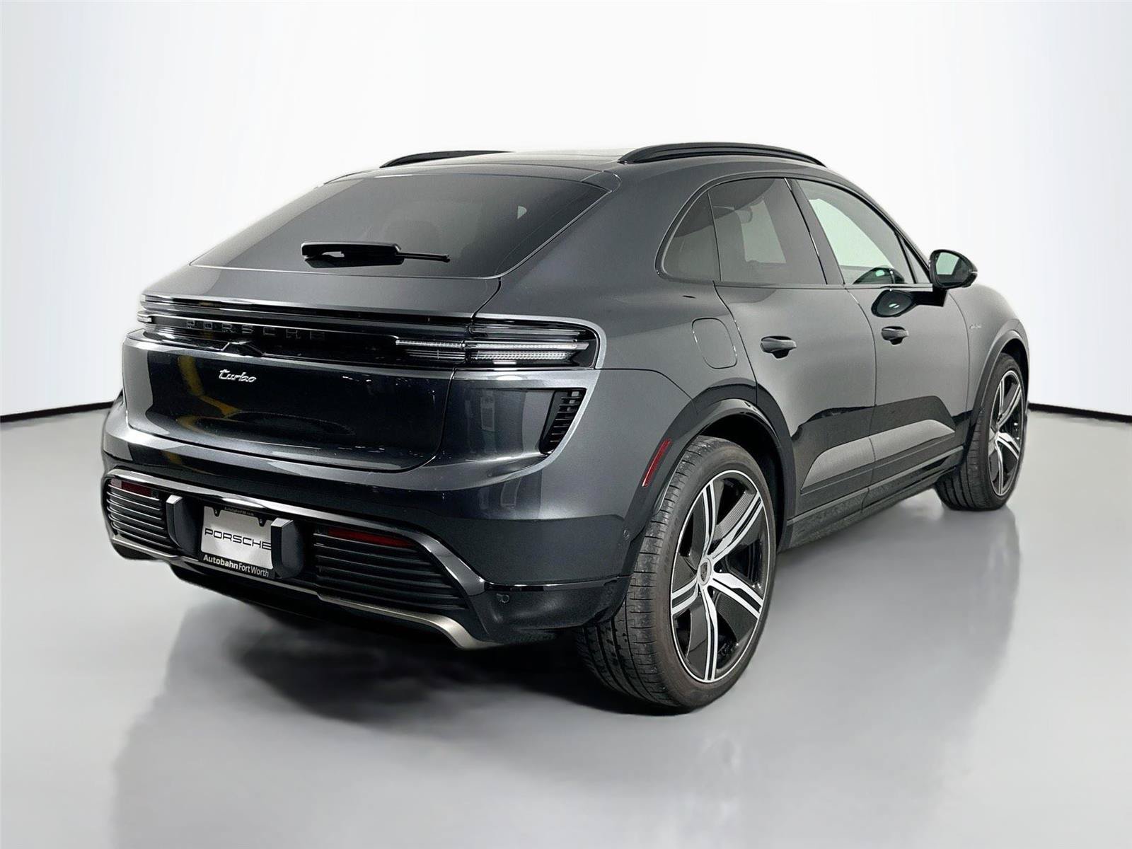 Certified 2024 Porsche Macan Turbo Electric AWD/4WD image 7