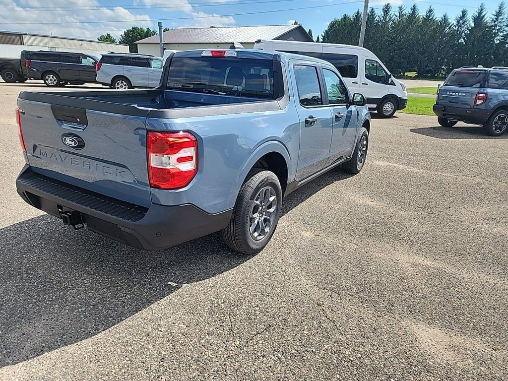 New 2025 Ford Maverick XLT w/ XLT Luxury Package image 9