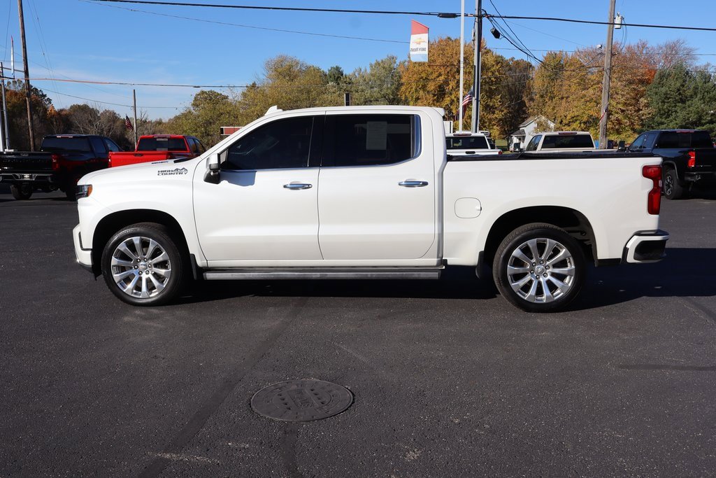 Used 2020 Chevrolet Silverado 1500 High Country w/ Technology Package image 32