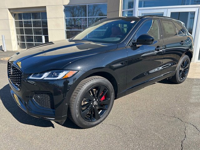 New 2025 Jaguar F-PACE R-Dynamic S image 2