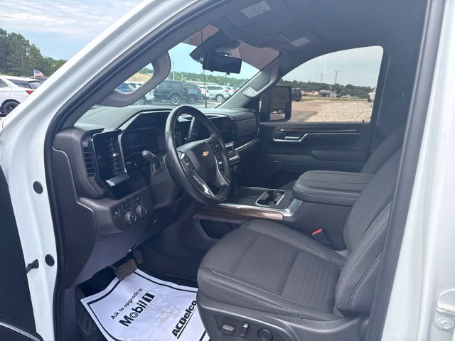 Certified 2024 Chevrolet Silverado 3500 LT w/ Convenience Package AWD/4WD image 16