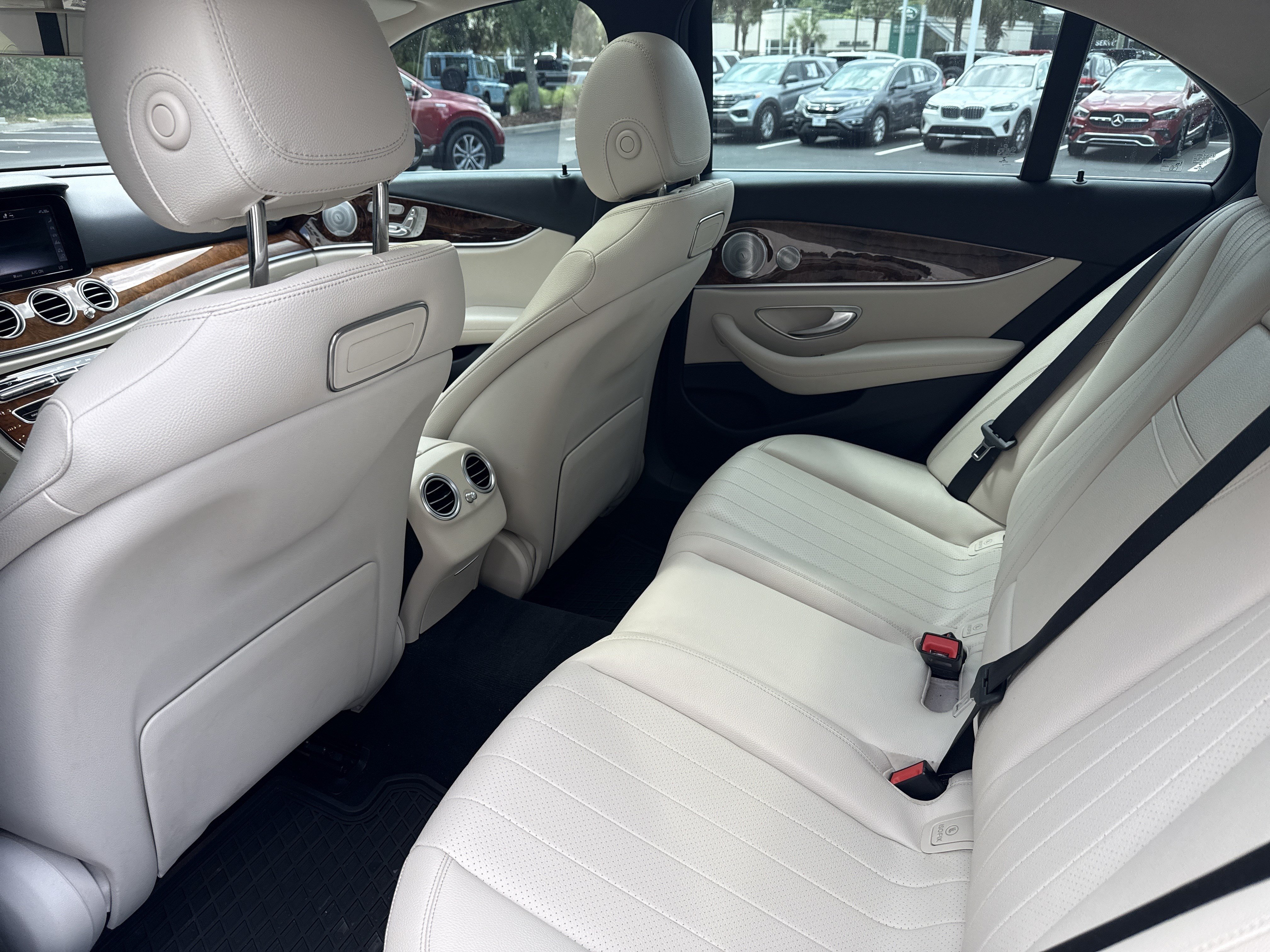 Used 2019 Mercedes-Benz E 300 4MATIC image 24