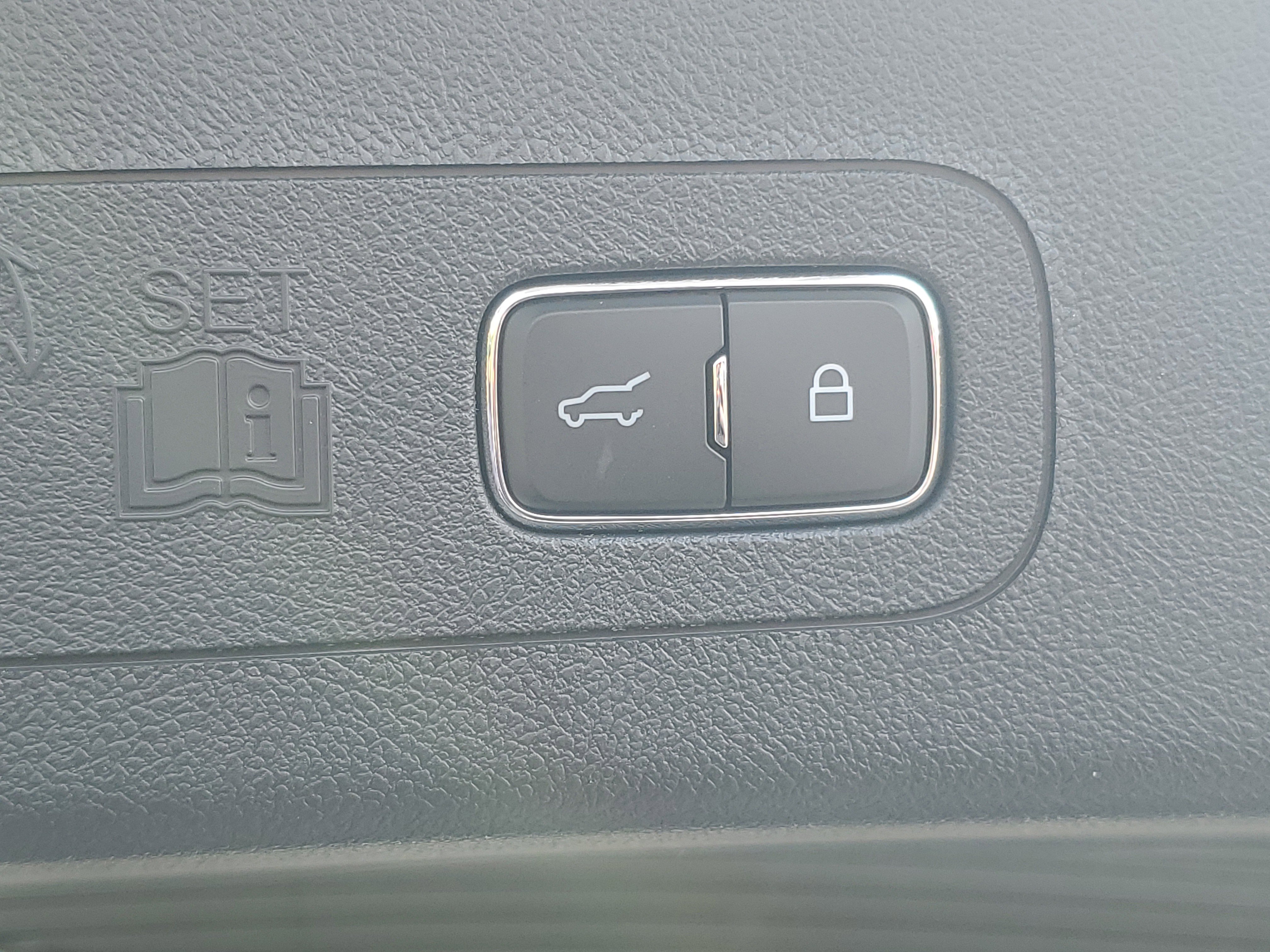 New 2026 Lincoln Aviator AWD image 29