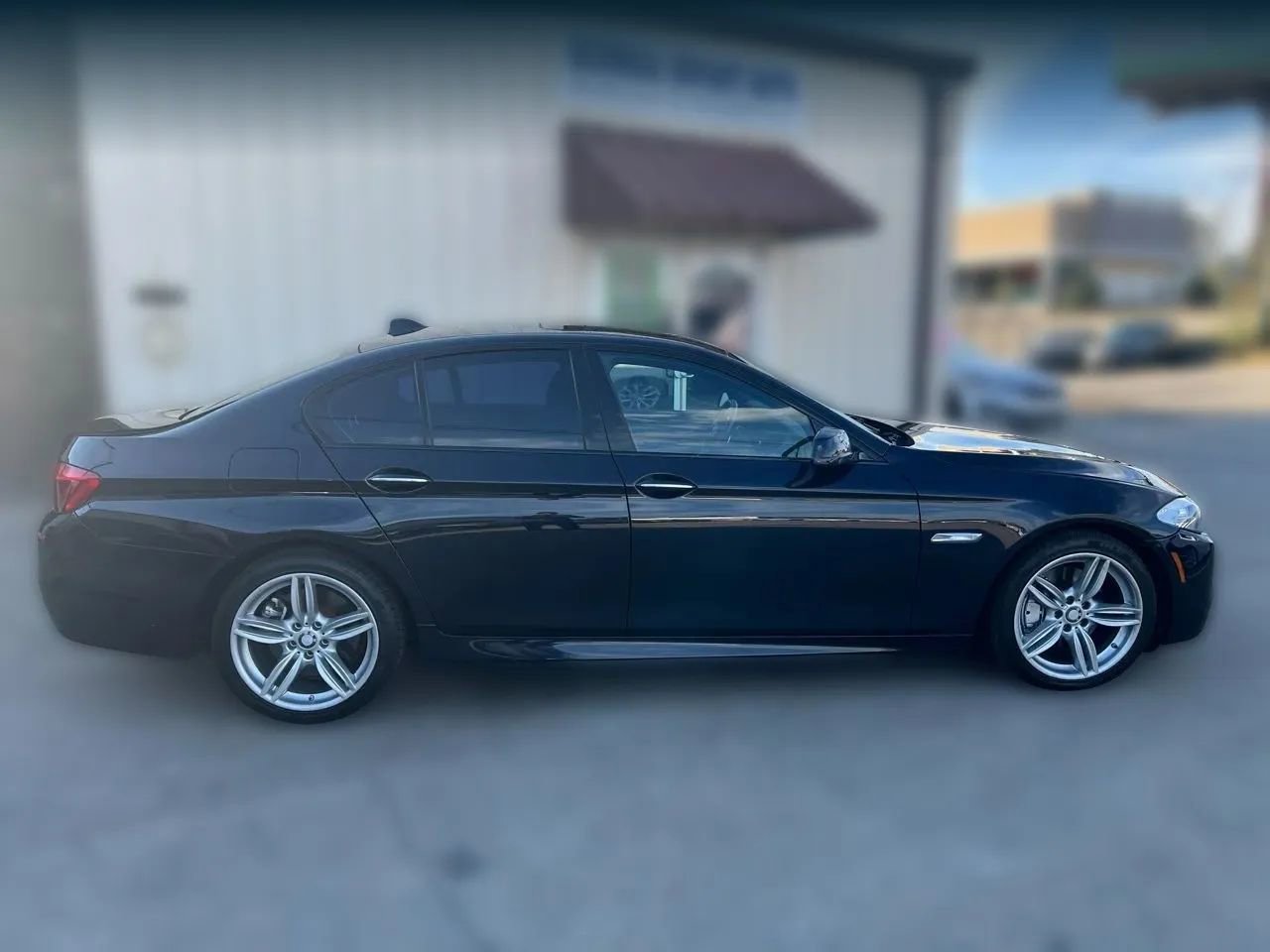 Used 2013 BMW 550i xDrive Sedan AWD/4WD image 10
