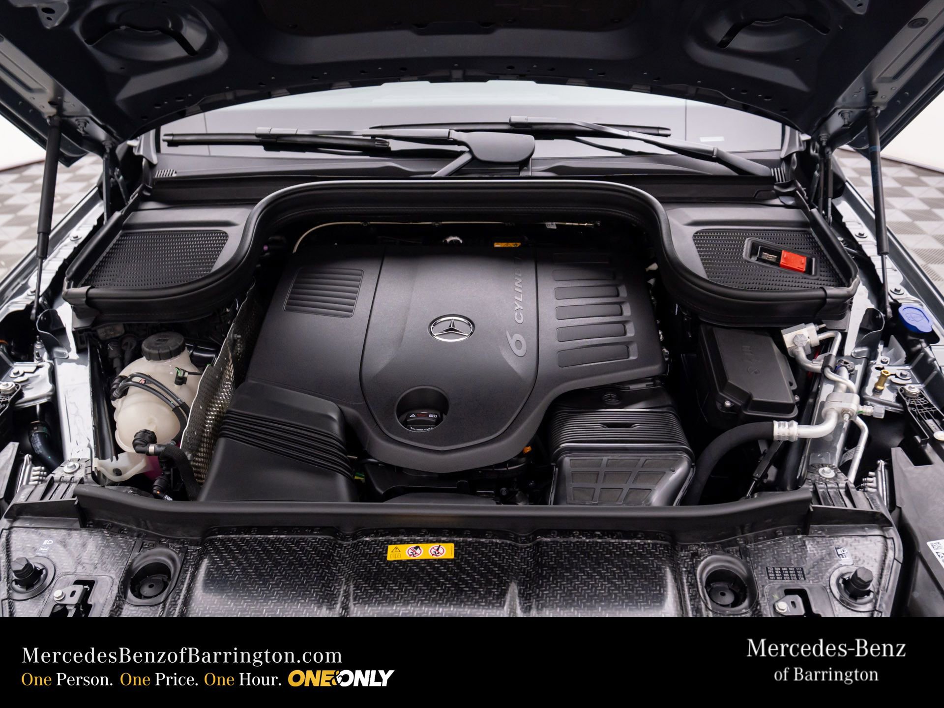 New 2026 Mercedes-Benz GLS 450 4MATIC image 33