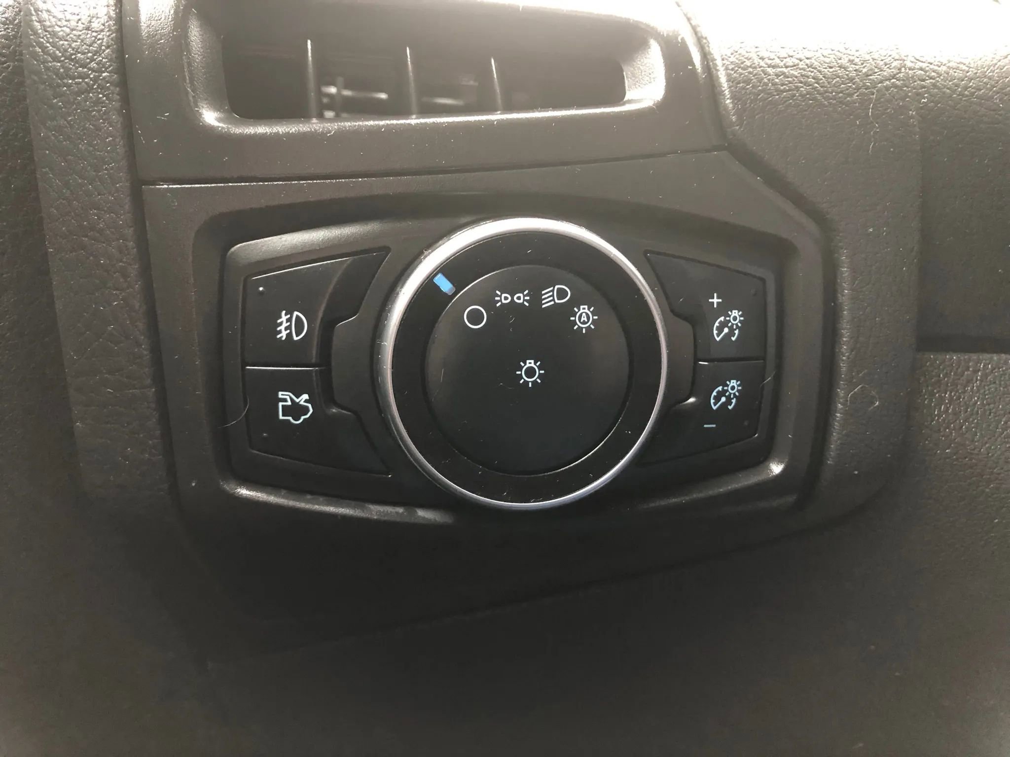 Used 2015 Ford Focus ST w/ Equipment Group 402A FWD image 28