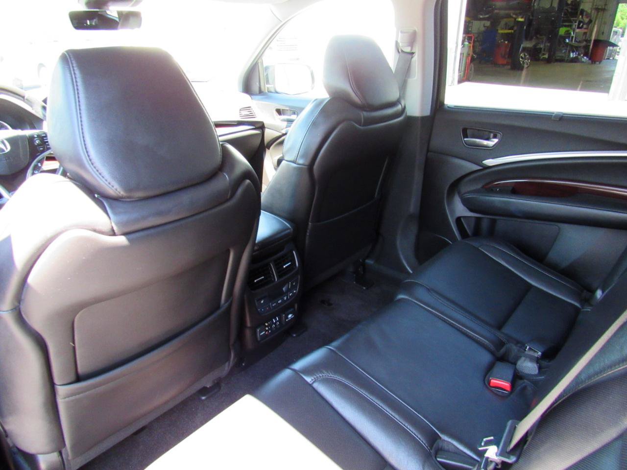 Used 2016 Acura MDX SH-AWD image 46