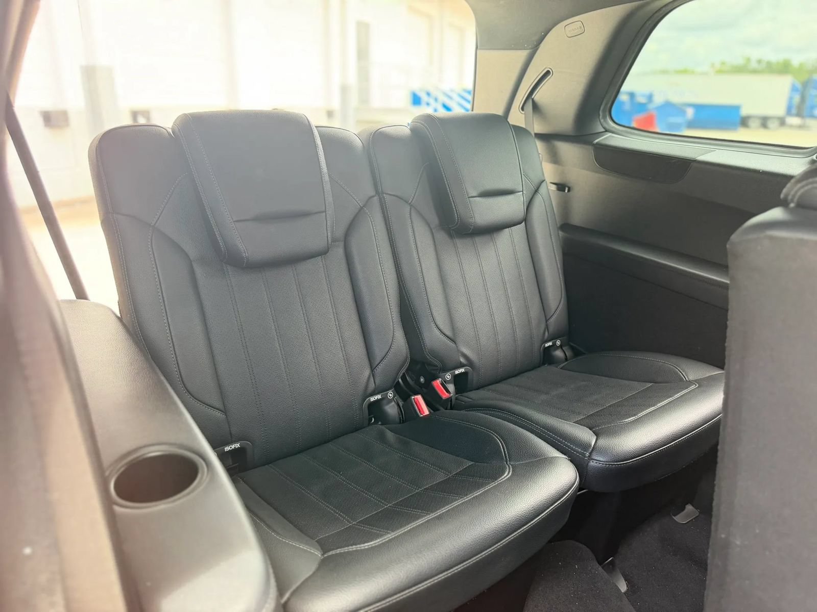 Used 2018 Mercedes-Benz GLS 450 4MATIC w/ Premium Package image 24