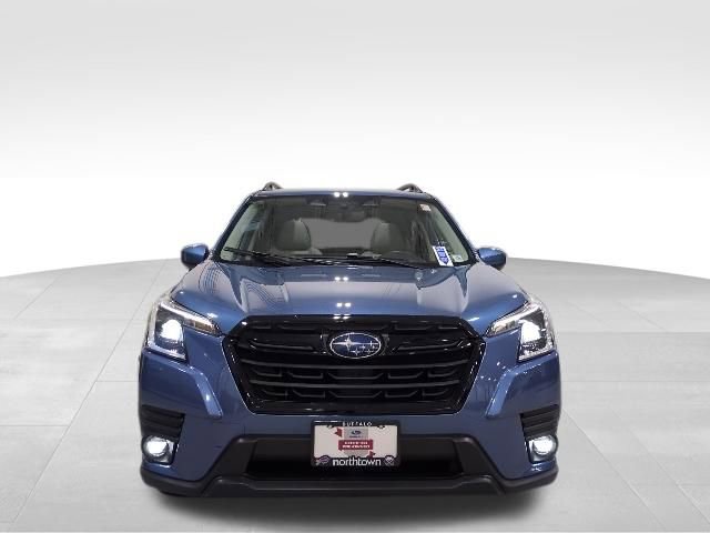 Certified 2024 Subaru Forester Premium AWD/4WD image 4