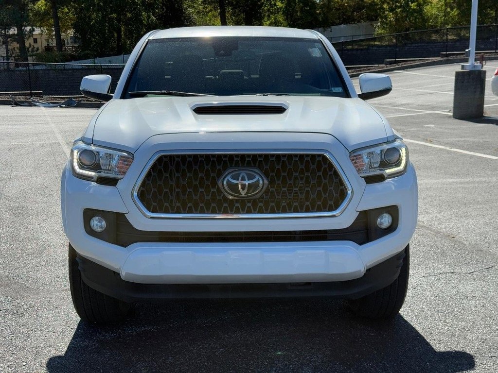 Used 2019 Toyota Tacoma TRD Sport image 9