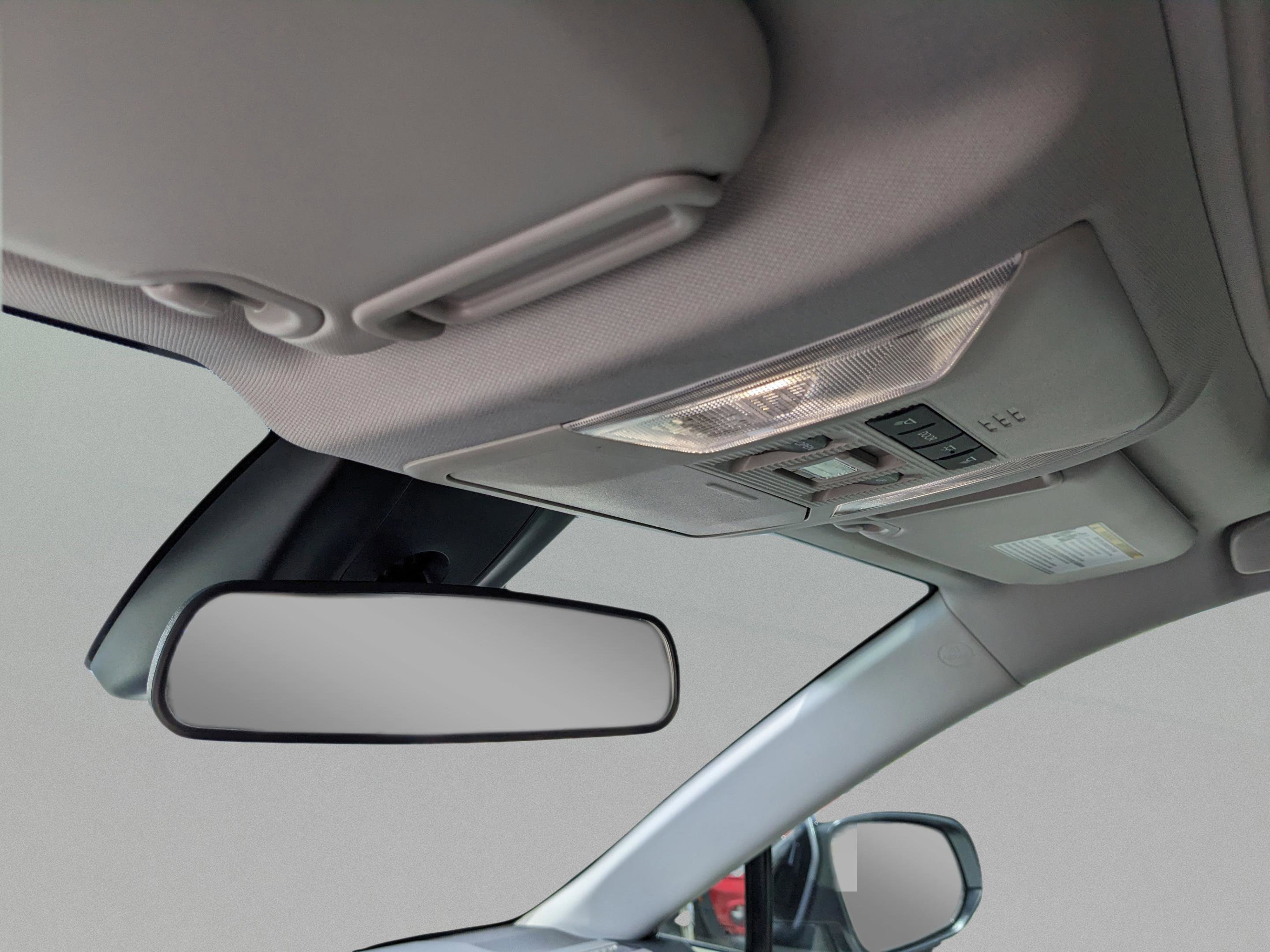 Used 2025 Toyota RAV4 XLE Premium FWD image 22