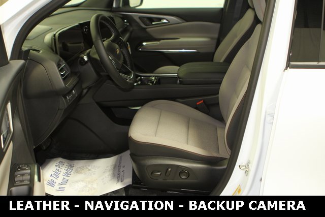 New 2025 Chevrolet Traverse LT w/ Driver Confidence Package image 15