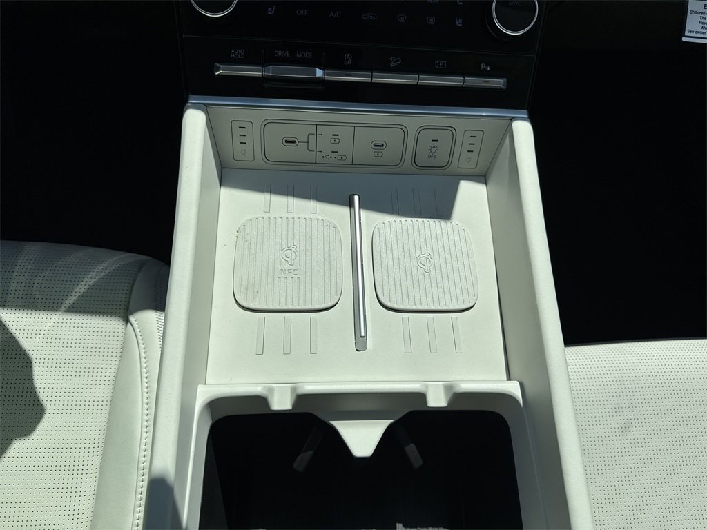 New 2025 Hyundai Santa Fe Calligraphy image 31